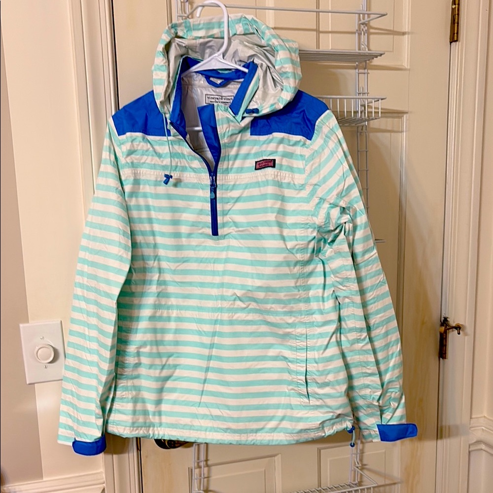 Vineyard Vines windbreaker rain jacket